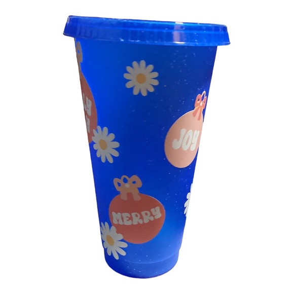 👜$3NEW handmade reusable cold cup “Holly Jolly” with matching top & straw 24oz - Picture 3 of 7